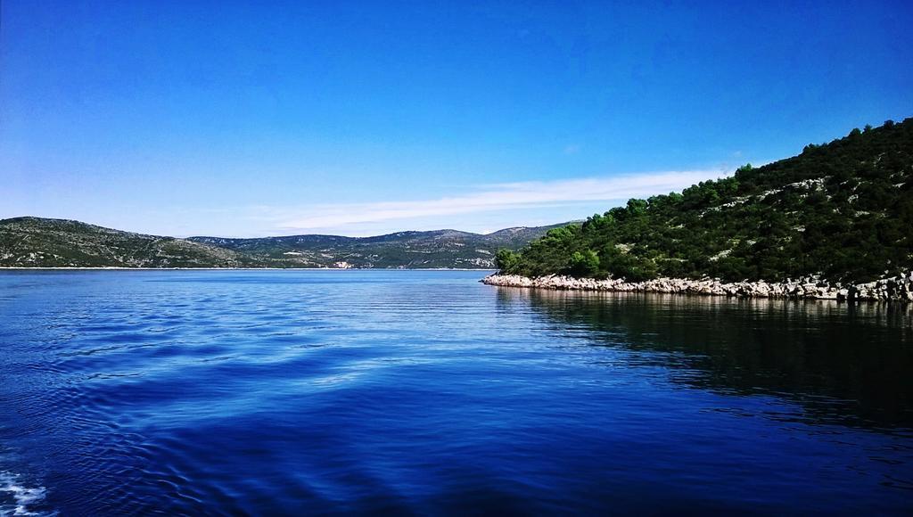 Apartmani Conar Veliki Drvenik Buitenkant foto