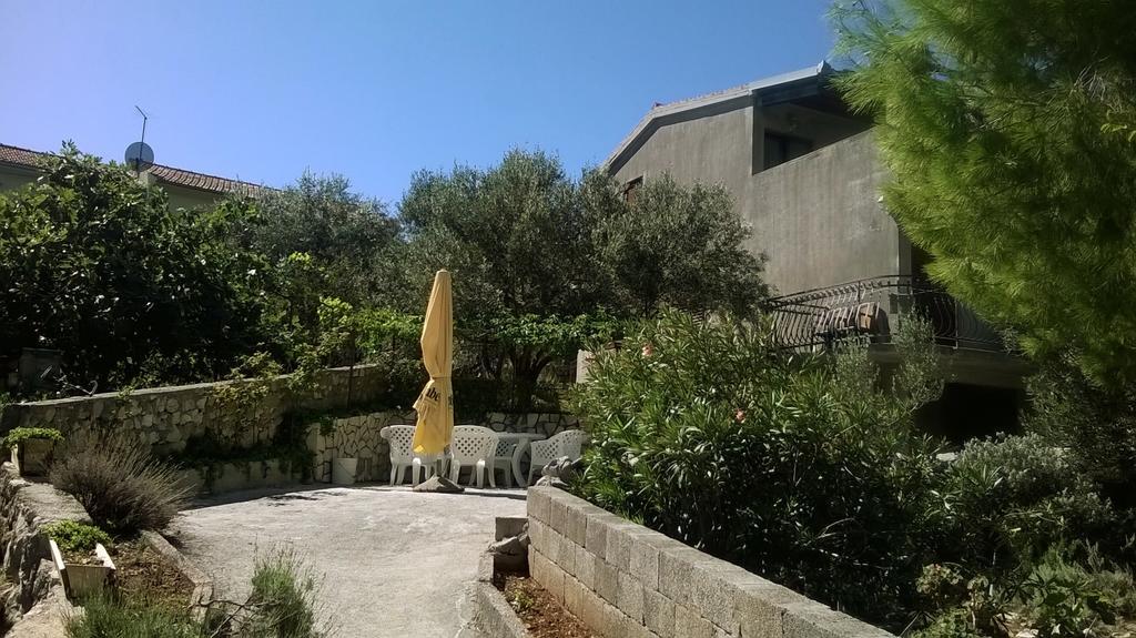 Apartmani Conar Veliki Drvenik Buitenkant foto