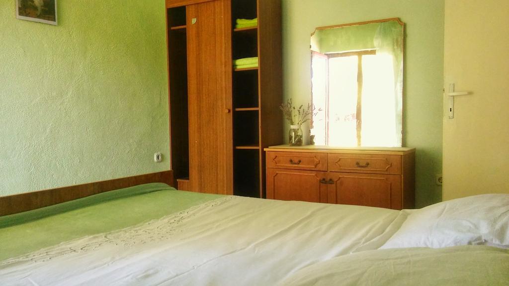 Apartmani Conar Veliki Drvenik Buitenkant foto