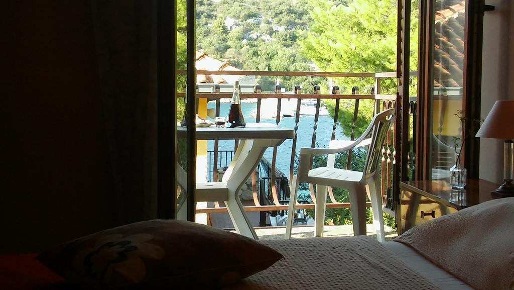 Apartmani Conar Veliki Drvenik Buitenkant foto