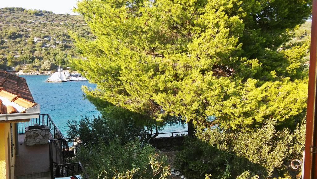 Apartmani Conar Veliki Drvenik Buitenkant foto