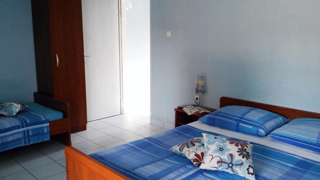 Apartmani Conar Veliki Drvenik Buitenkant foto