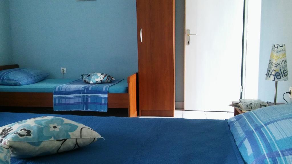 Apartmani Conar Veliki Drvenik Buitenkant foto